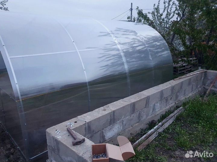 Теплица из поликарбоната
