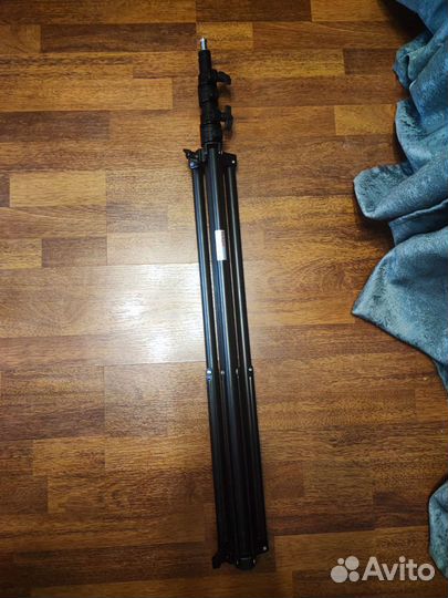 Стойка студийная 280 см Rekam