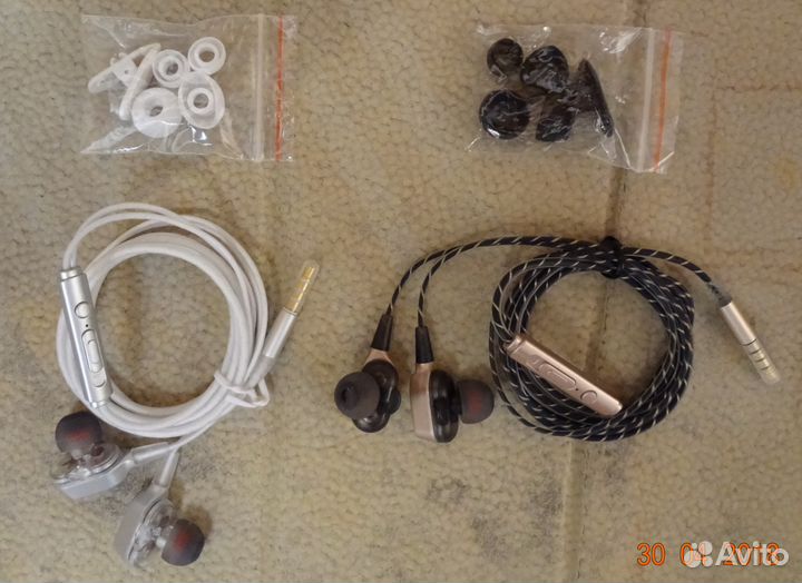 Новая гарнитура, два динамика в одном наушнике