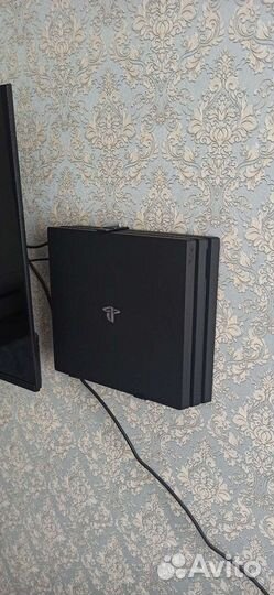 Sony playstation 4 pro 1tb