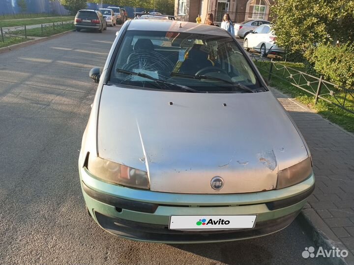 FIAT Punto 1.2 МТ, 2000, битый, 230 000 км