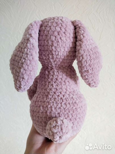 Плюшевый зайчик амигуруми