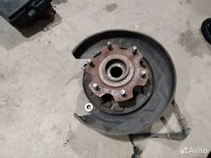 Ступица задняя Mitsubishi Pajero 3