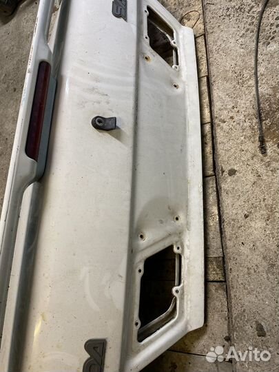 Крышка (дверь) багажника ваз 2115