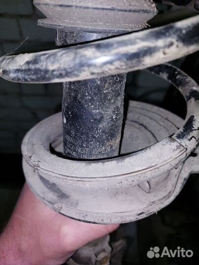 Стойка в сборе передняя правая Hyundai Solaris 1