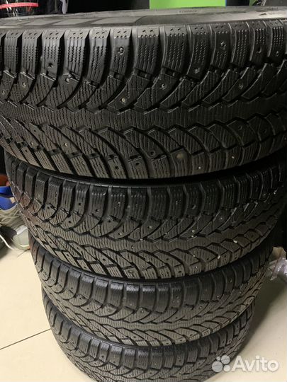 Pirelli Formula Ice 225/65 R17