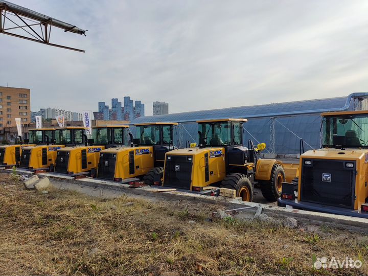 Фронтальный погрузчик XCMG LW550RU, 2023