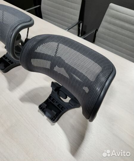 Подголовники новые на кресло Herman Miller Aeron