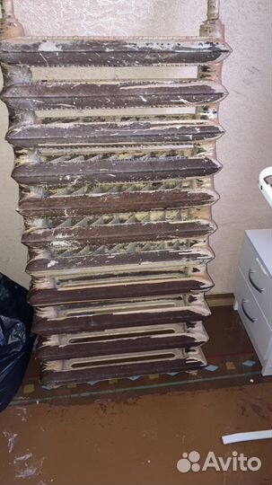Батарея чугунная 9 секций и 11 секций