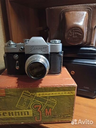 Плёночный фотоаппарат Зенит 3М