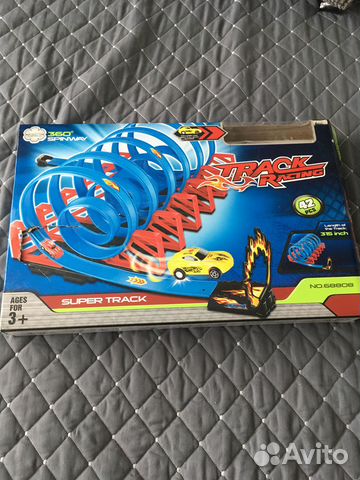 Гоночный трек с петлями