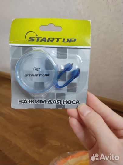 Принадлежности для плавания