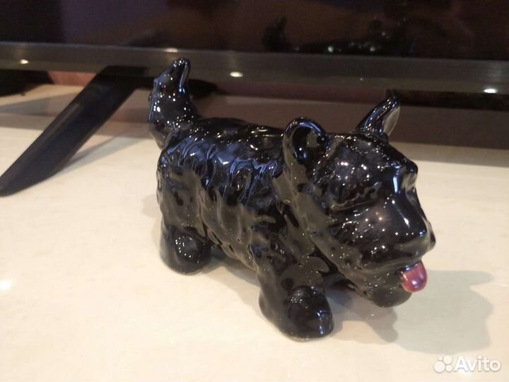 Статуэтка Конаково зик СССР Собака Манюня