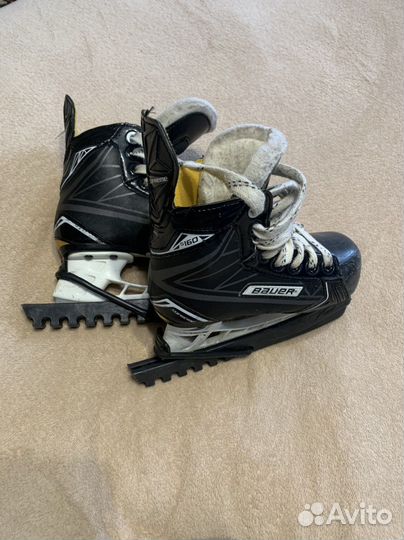 Хоккейные коньки bauer