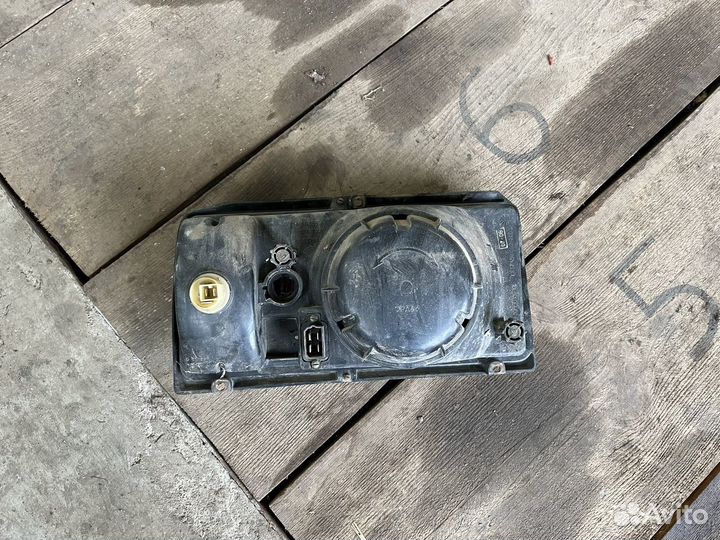Фара левая ваз 2107