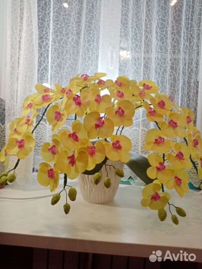 Светильник-орхидея