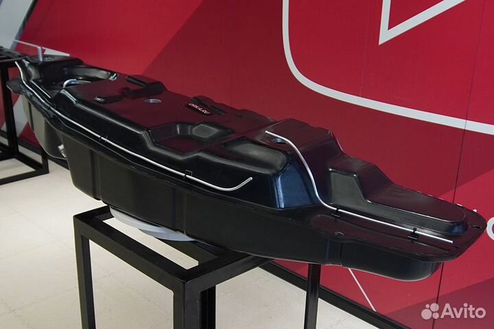 Бак Mitsubishi Pajero 3 из композита с трубками