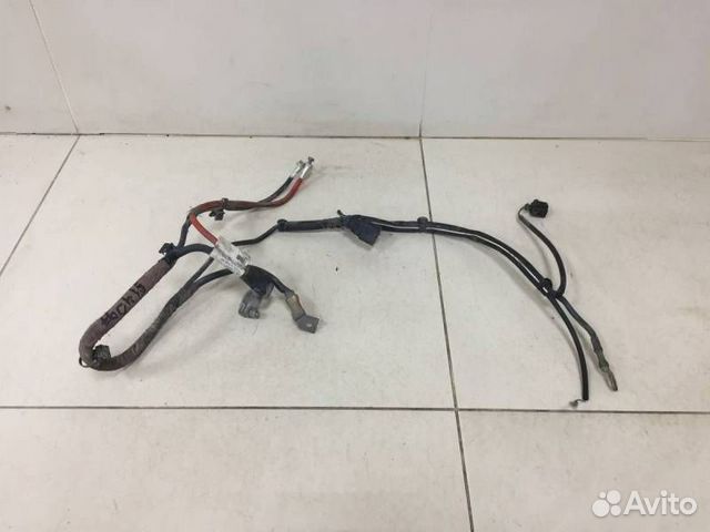 Клемма аккумулятора + Skoda Rapid 2012-2020