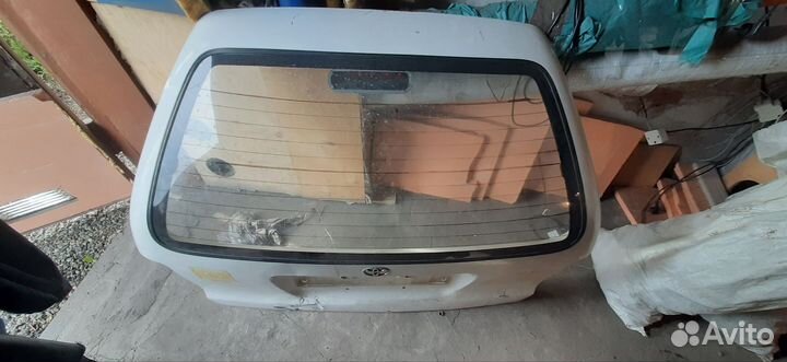 Задняя дверь королла 103 кузов