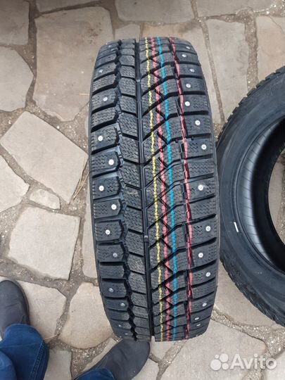 Viatti Brina Nordico V-522 185/60 R15 84T