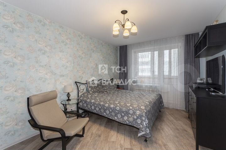 3-к. квартира, 98,4 м², 11/17 эт.