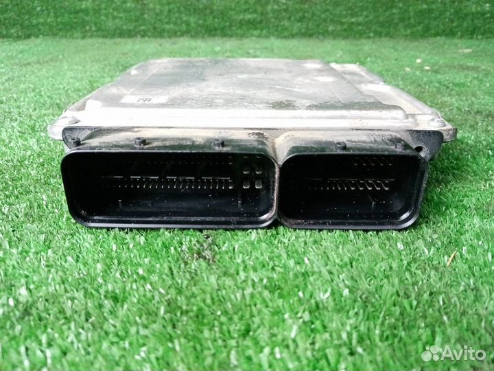 Блок управления двигателем Volkswagen Passat Cc