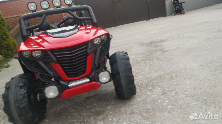 Детский электромобиль джип