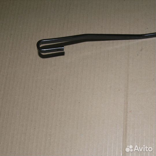 Рычаг стеклоочистителя маз L60см (крючок) (см)
