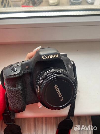 Зеркальный фотоаппарат canon 7d