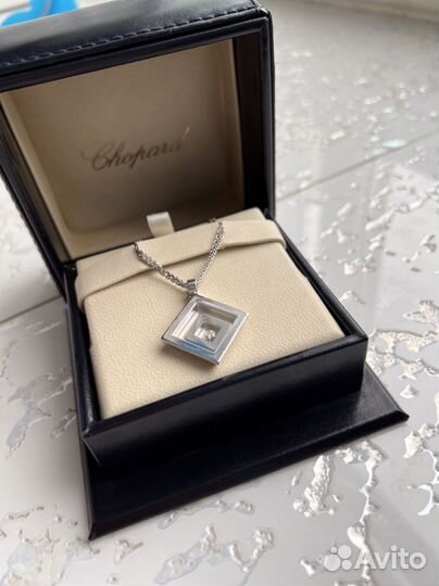 Золотая подвеска chopard