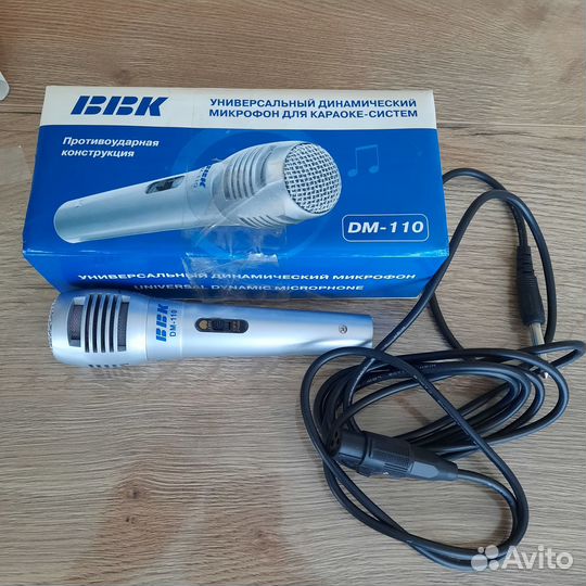 Микрофон BBK для караоке-систем DM-110