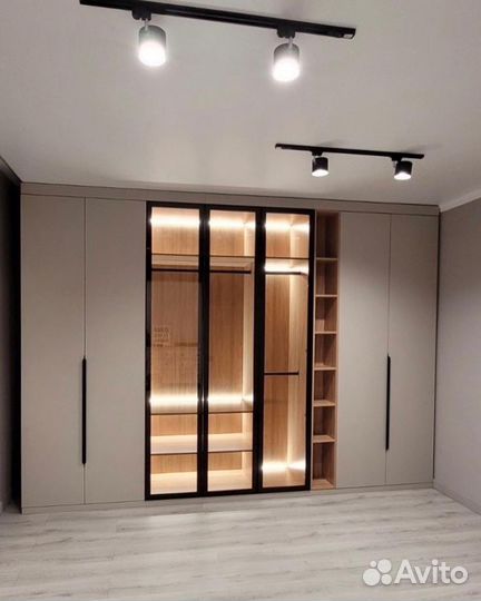 Шкаф гардеробная на заказ