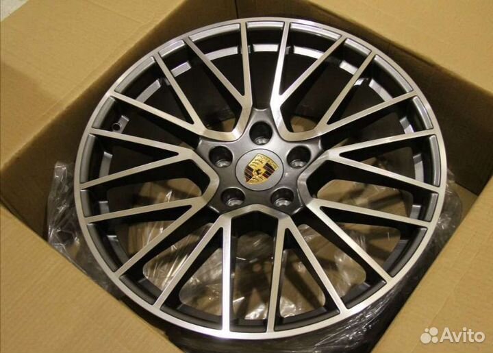 R21 Разноширокие Porsche Cayenne/Panamera 5x130