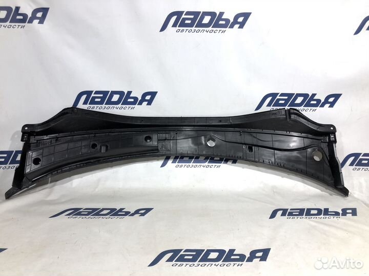 Облицовка под дворники Kia Optima (16-20) жабо