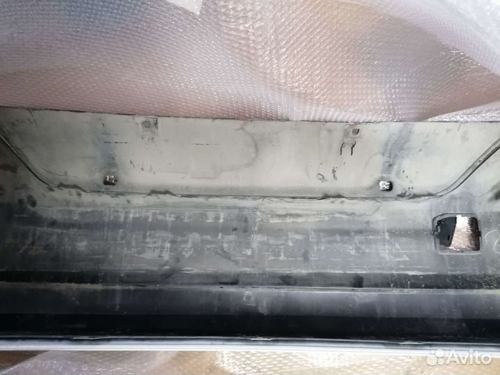 Продам задний бампер