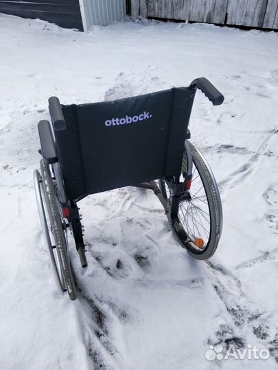 Инвалидная коляска