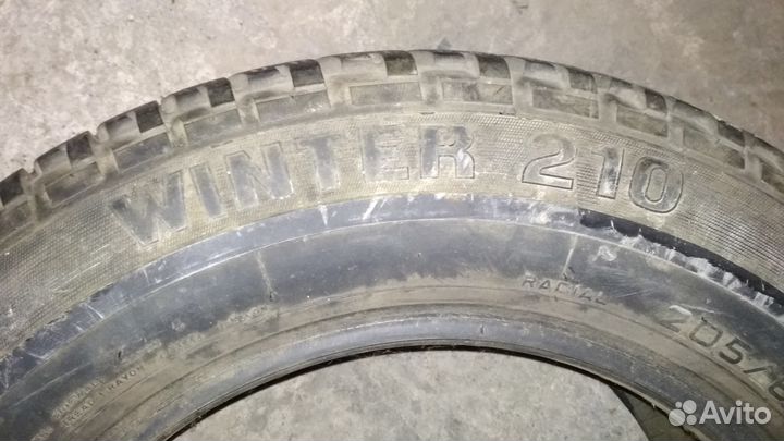 Pirelli Winter 210 Performance 205/65 R15