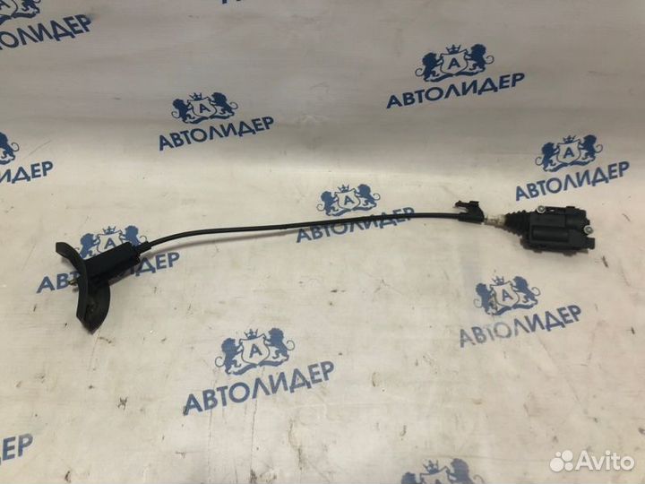 Трос лючка бака Opel Astra H Z16XER 1.6L (115Л.С)