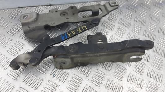 Петля капота BMW 5 F10/F11 (4BA01D501)