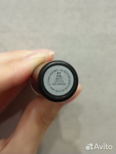 Матовая помада MAC lipstick matte Diva