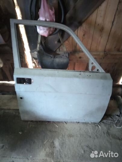 Дверь передняя правая