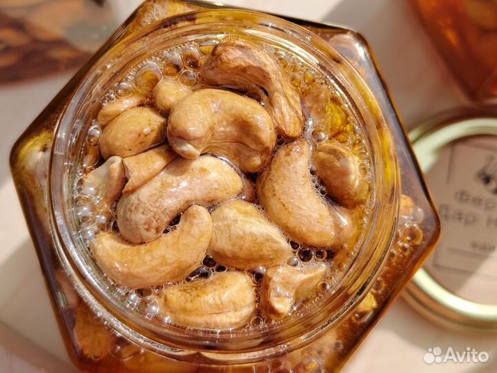 Мед с орехами