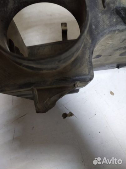 Нижняя часть корпуса воздушного фильтра Hyundai