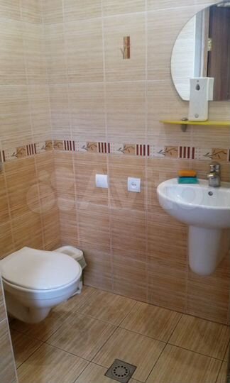 Комната 18 м² в 3-к., 1/1 эт.