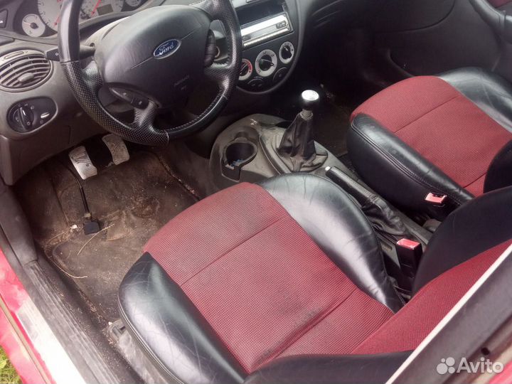 Форд Фокус I SVT Америка 2.0 16V