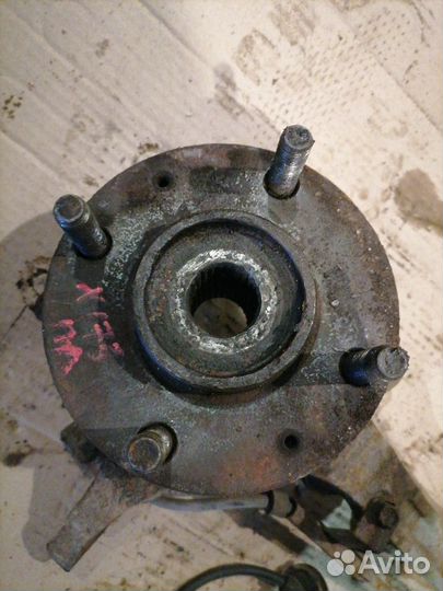 Кулак поворотный передний левый Kia Magentis