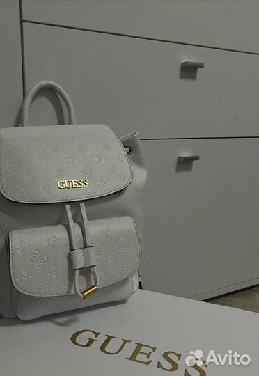 Рюкзак guess