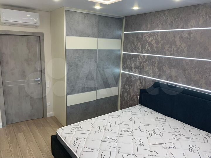 2-к. квартира, 57 м², 3/24 эт.