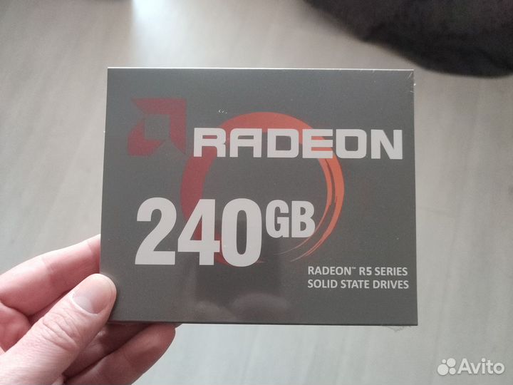 Ssd Radeon R5 240 Gb