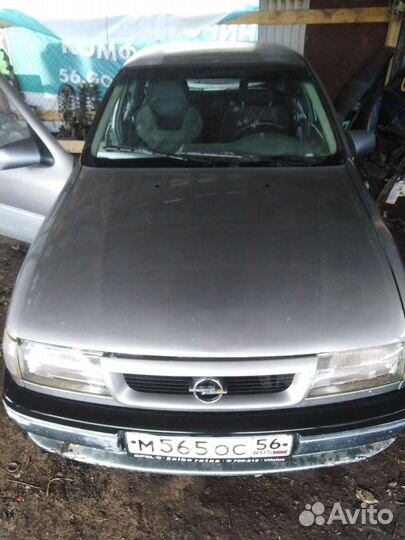 Капот на opel vectra а 1993